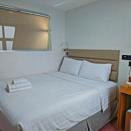 Sempre Premier Inn - Mactan Airport Hotel Lapu-Lapu City Zewnętrze zdjęcie