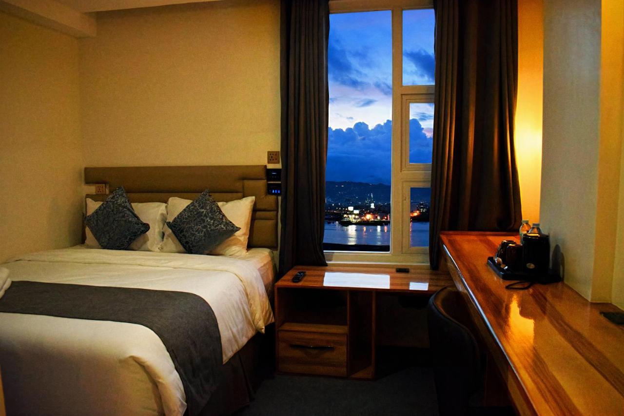 Sempre Premier Inn - Mactan Airport Hotel Lapu-Lapu City Zewnętrze zdjęcie