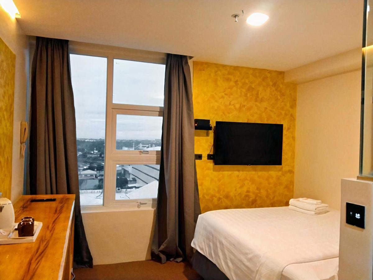 Sempre Premier Inn - Mactan Airport Hotel Lapu-Lapu City Zewnętrze zdjęcie