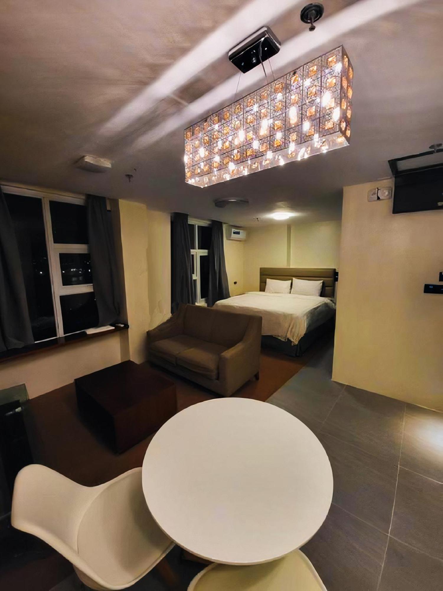 Sempre Premier Inn - Mactan Airport Hotel Lapu-Lapu City Zewnętrze zdjęcie